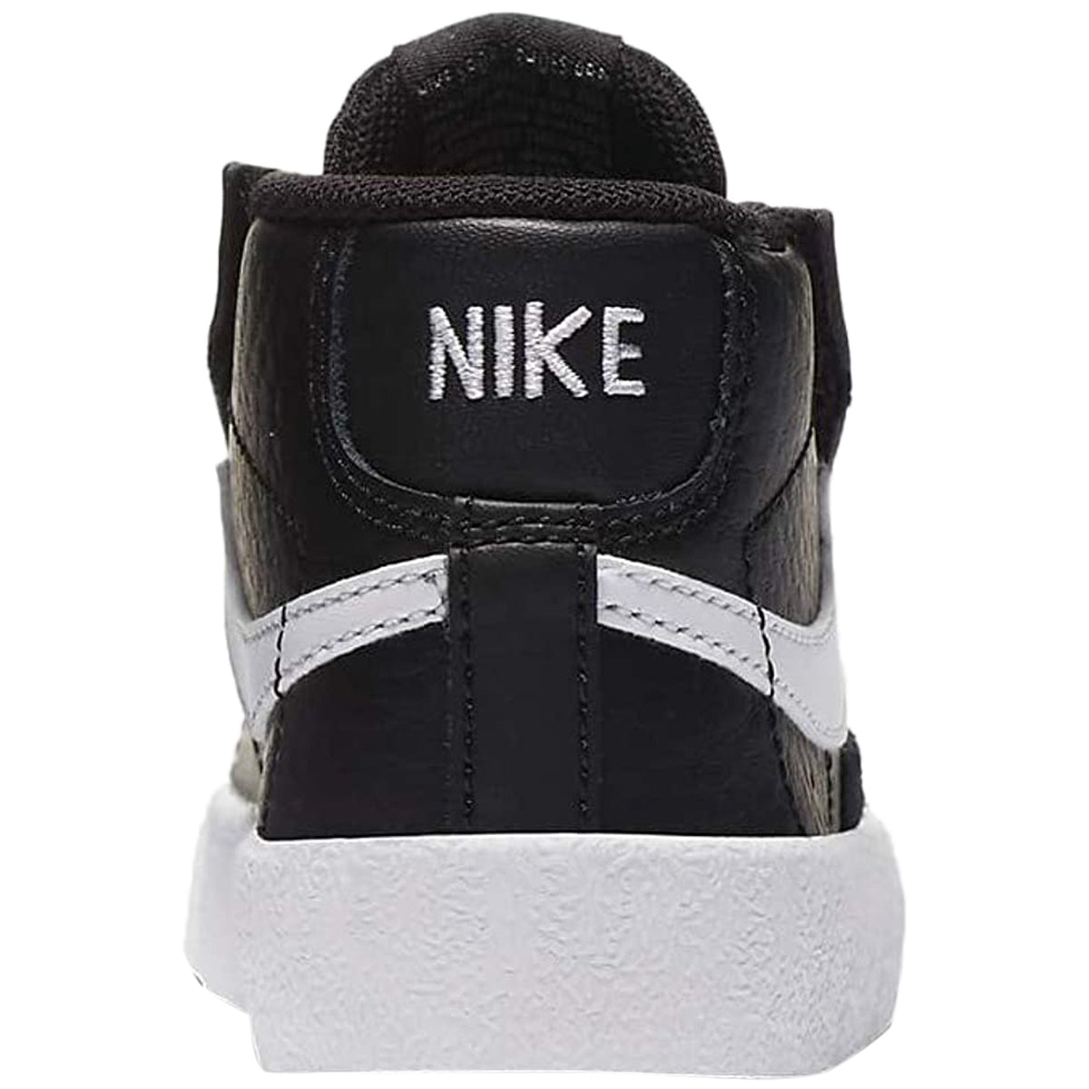 Nike Blazer Low &