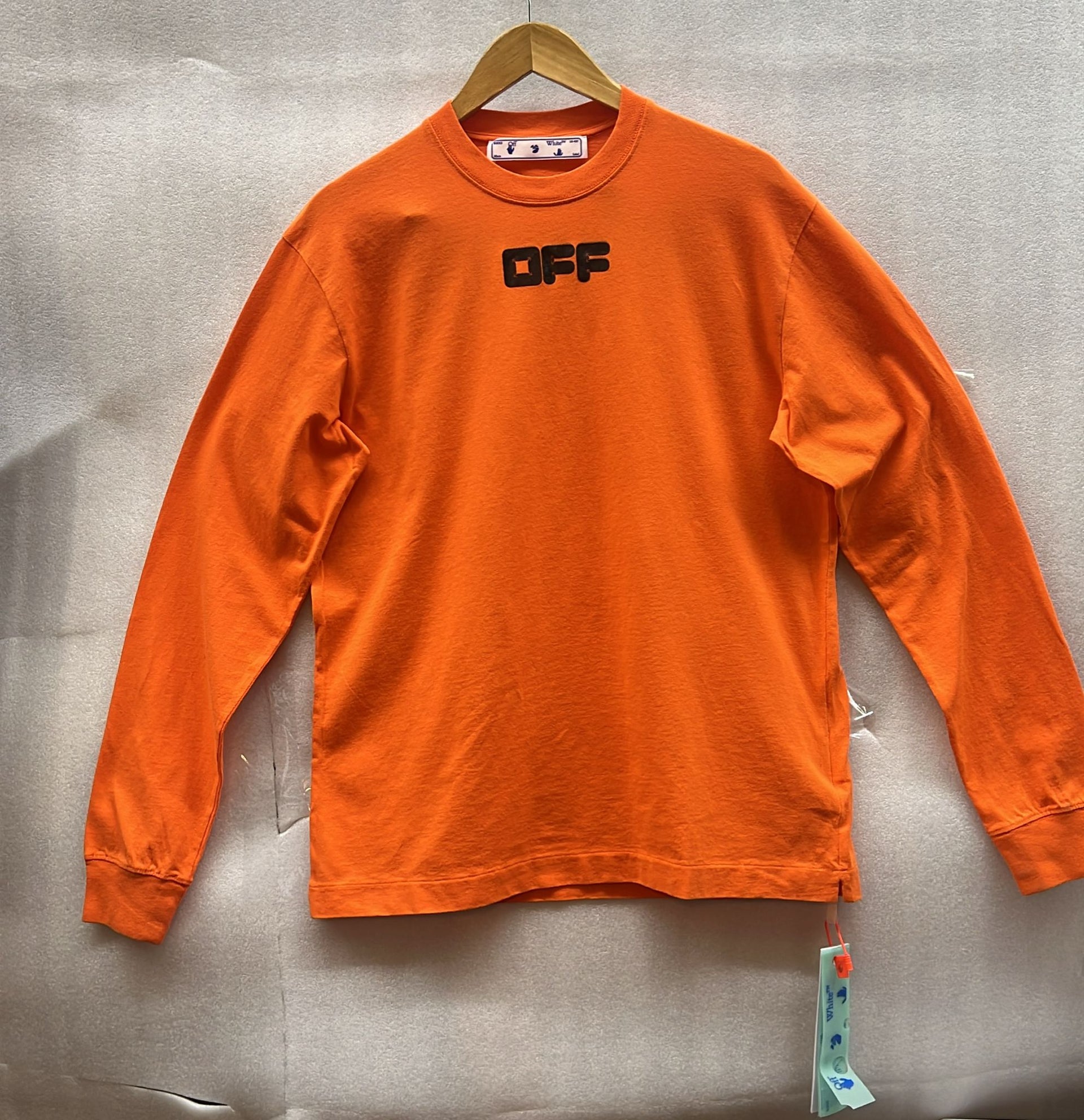 Off-white Arrows Font L/s Skate Tee Mens Style : Omab064f21jer0052010