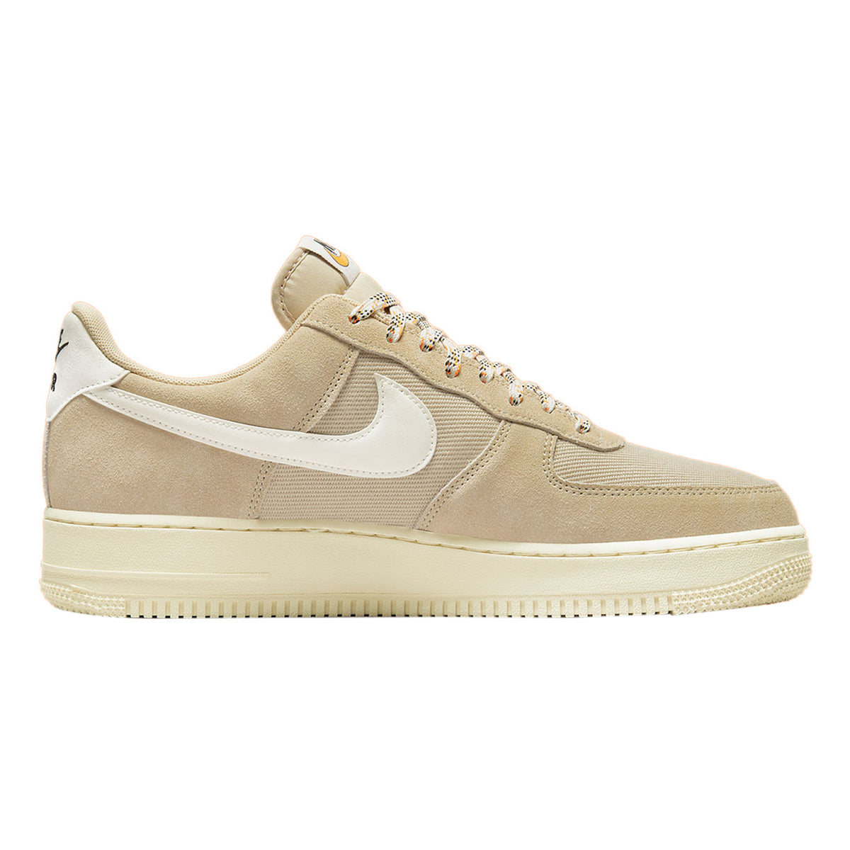 Nike Air Force 1 Low &