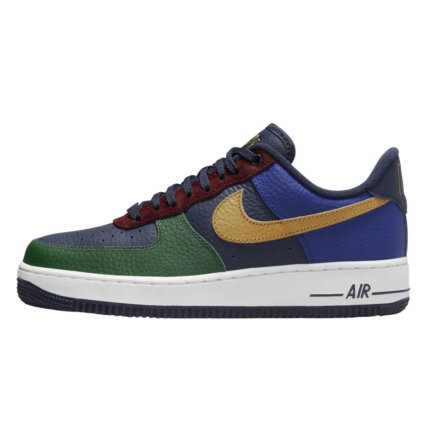 Nike Air Force 1 &