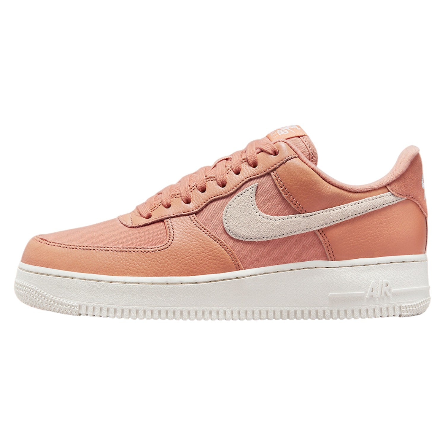 Nike Air Force 1 &