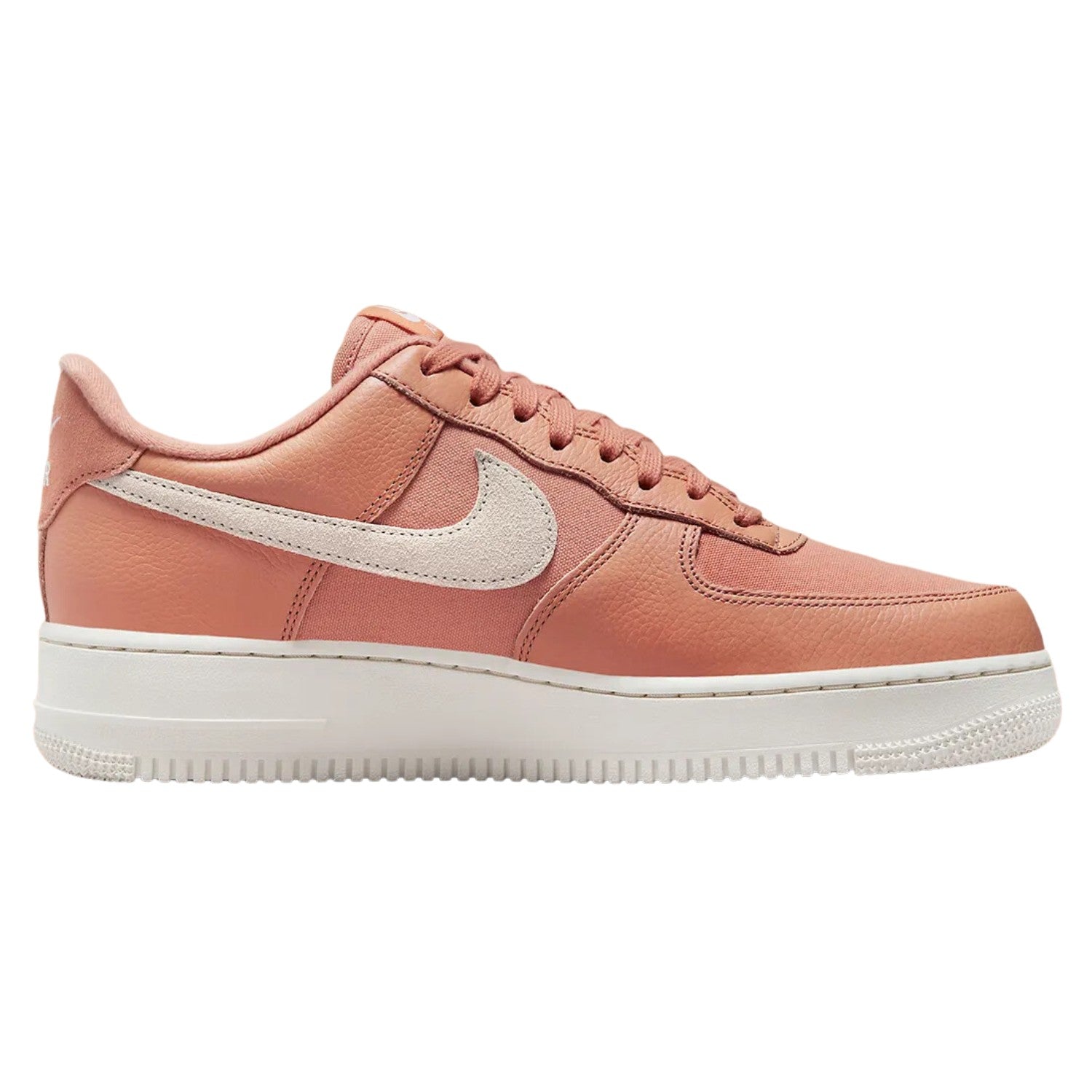 Nike Air Force 1 &