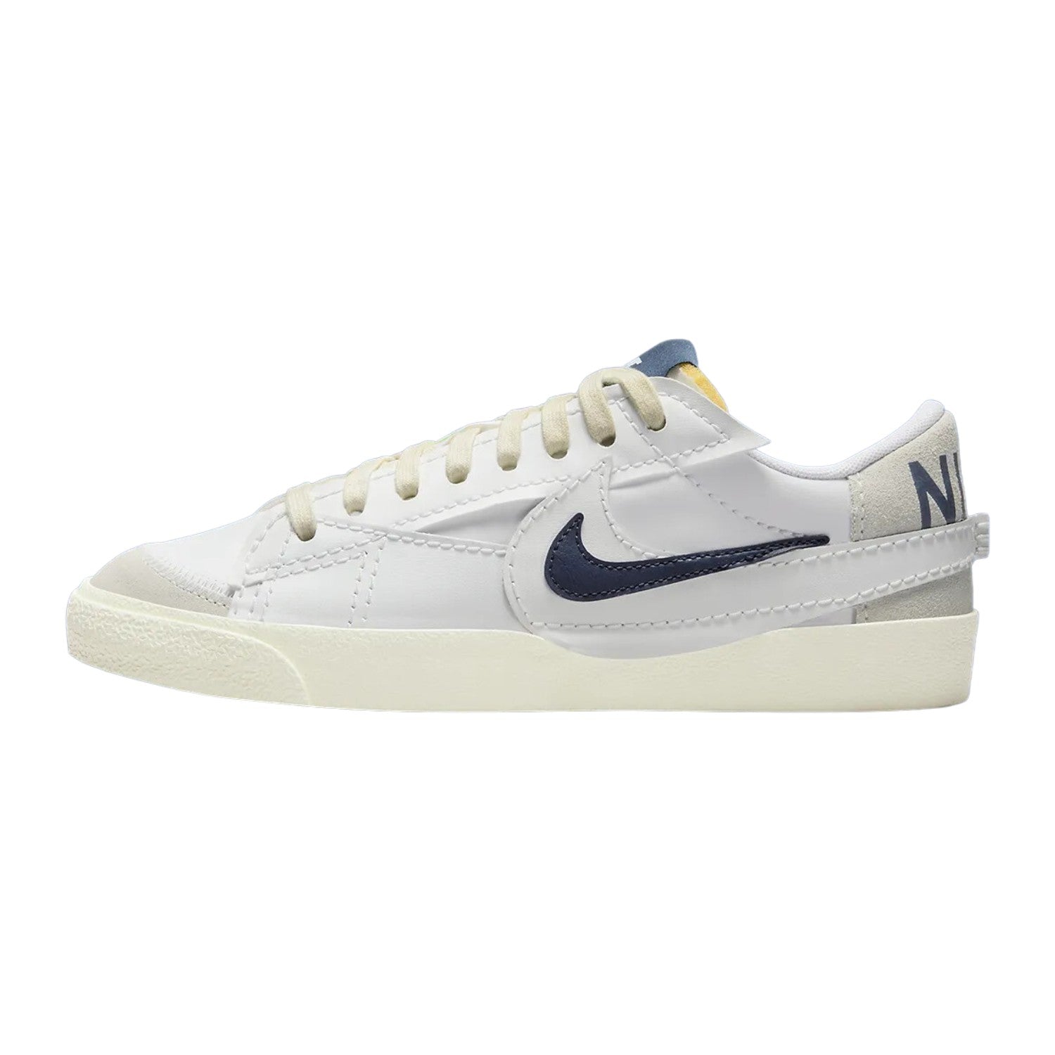 Nike Blazer Low &