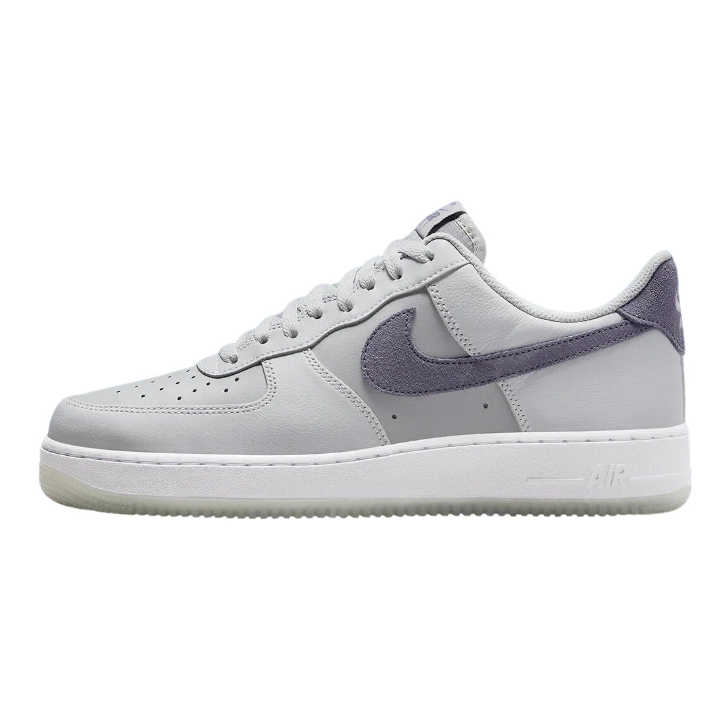 Nike Air Force 1 &