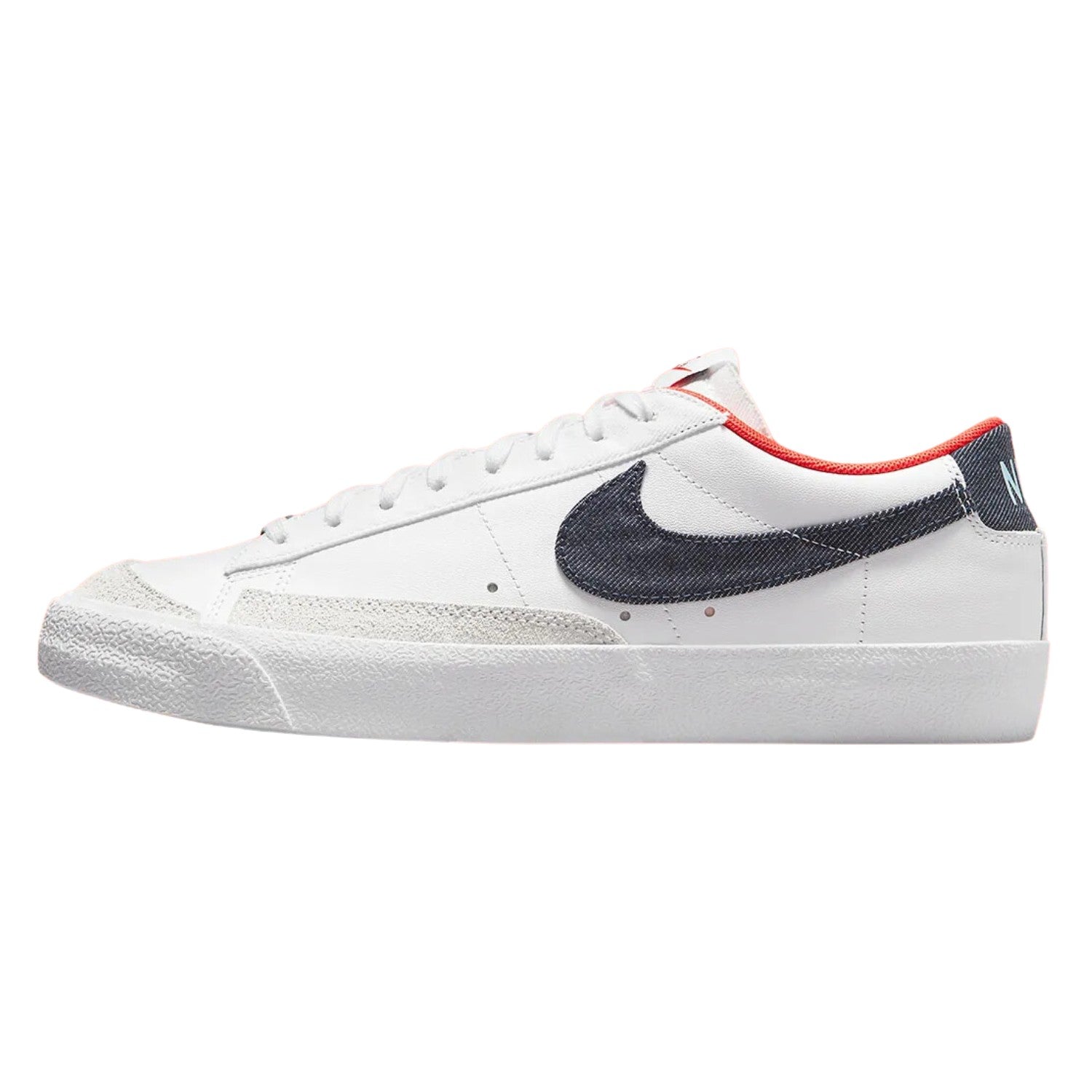 Nike Blazer Low &