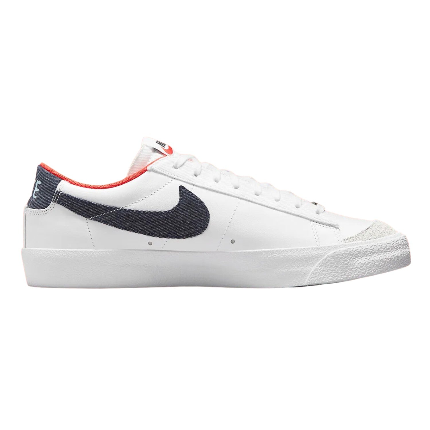Nike Blazer Low &