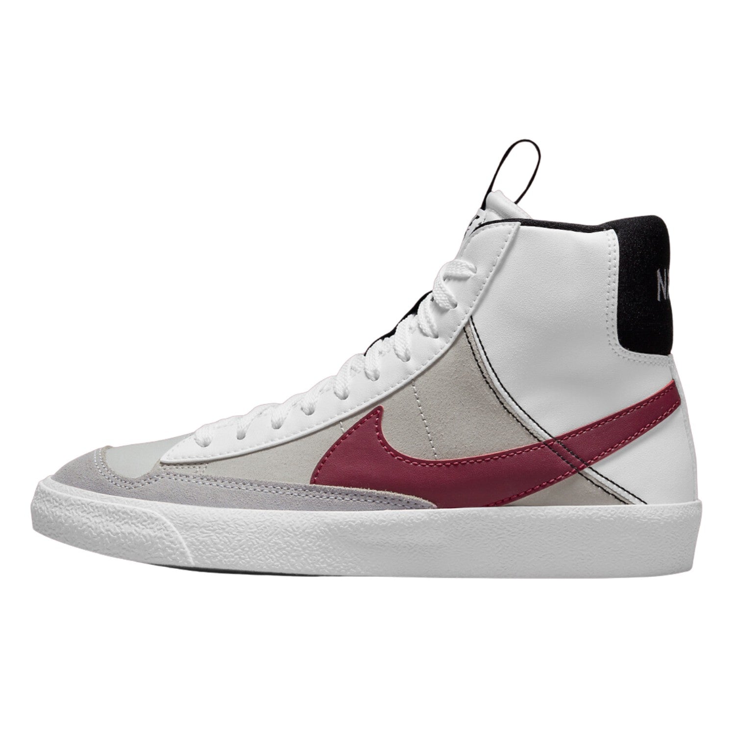 Nike Blazer Mid &
