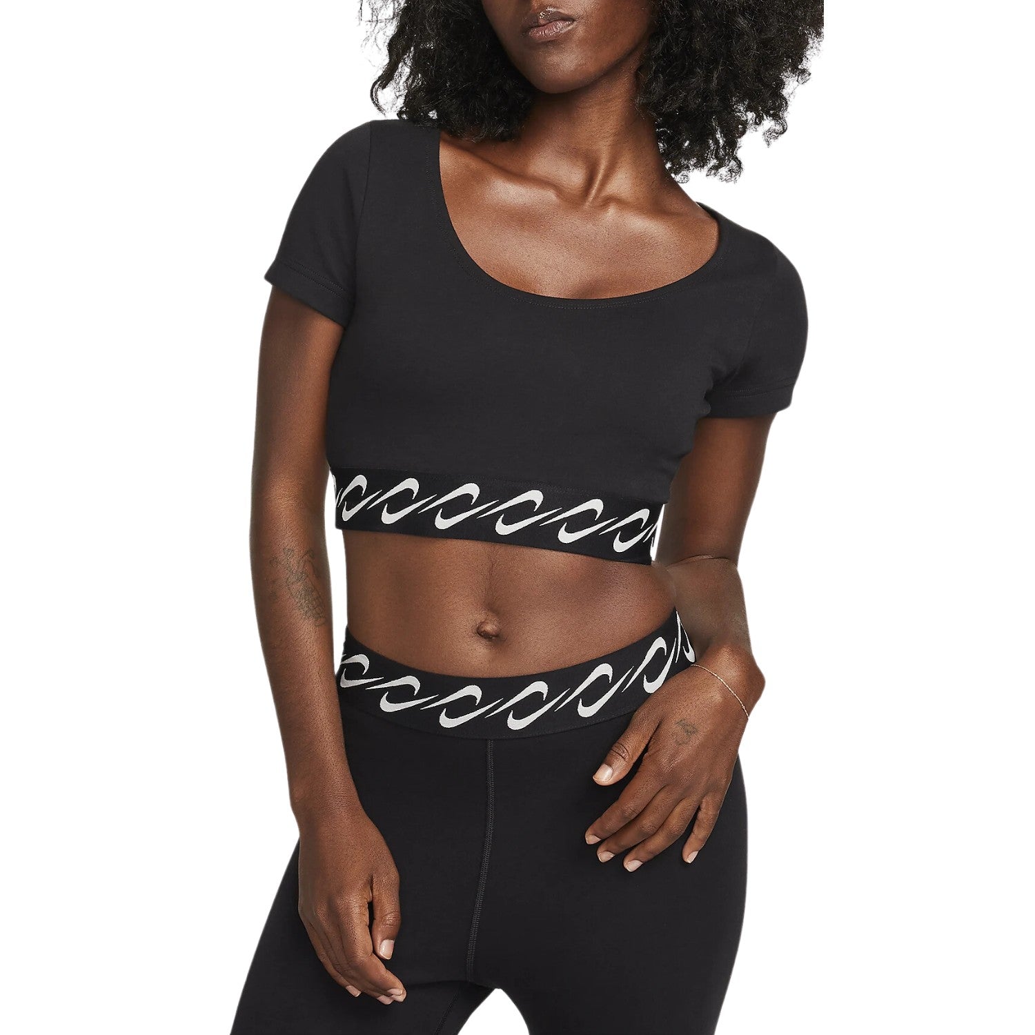 Nike Sportswear Essential Swoosh Women&