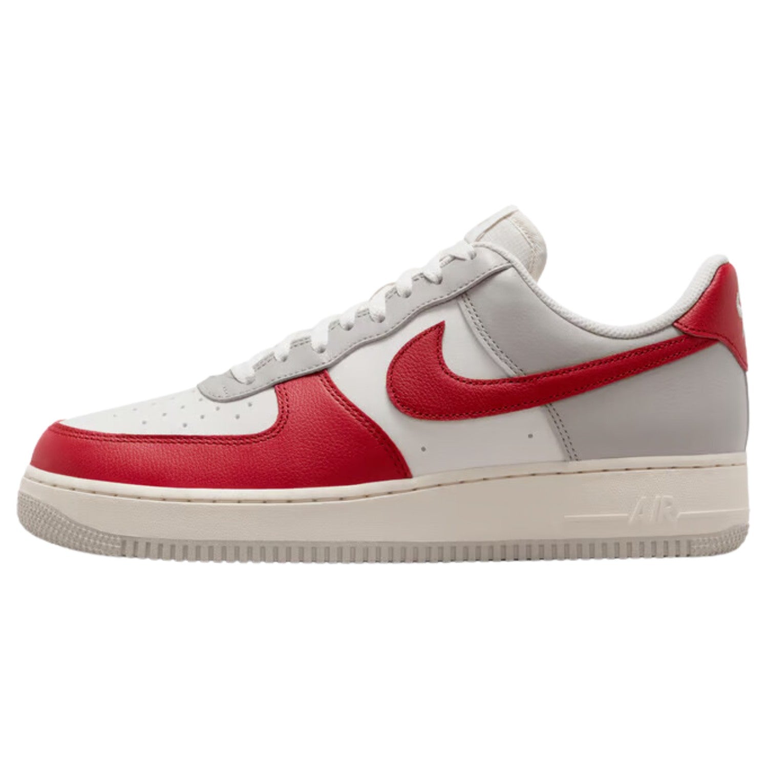 Nike Air Force 1 &