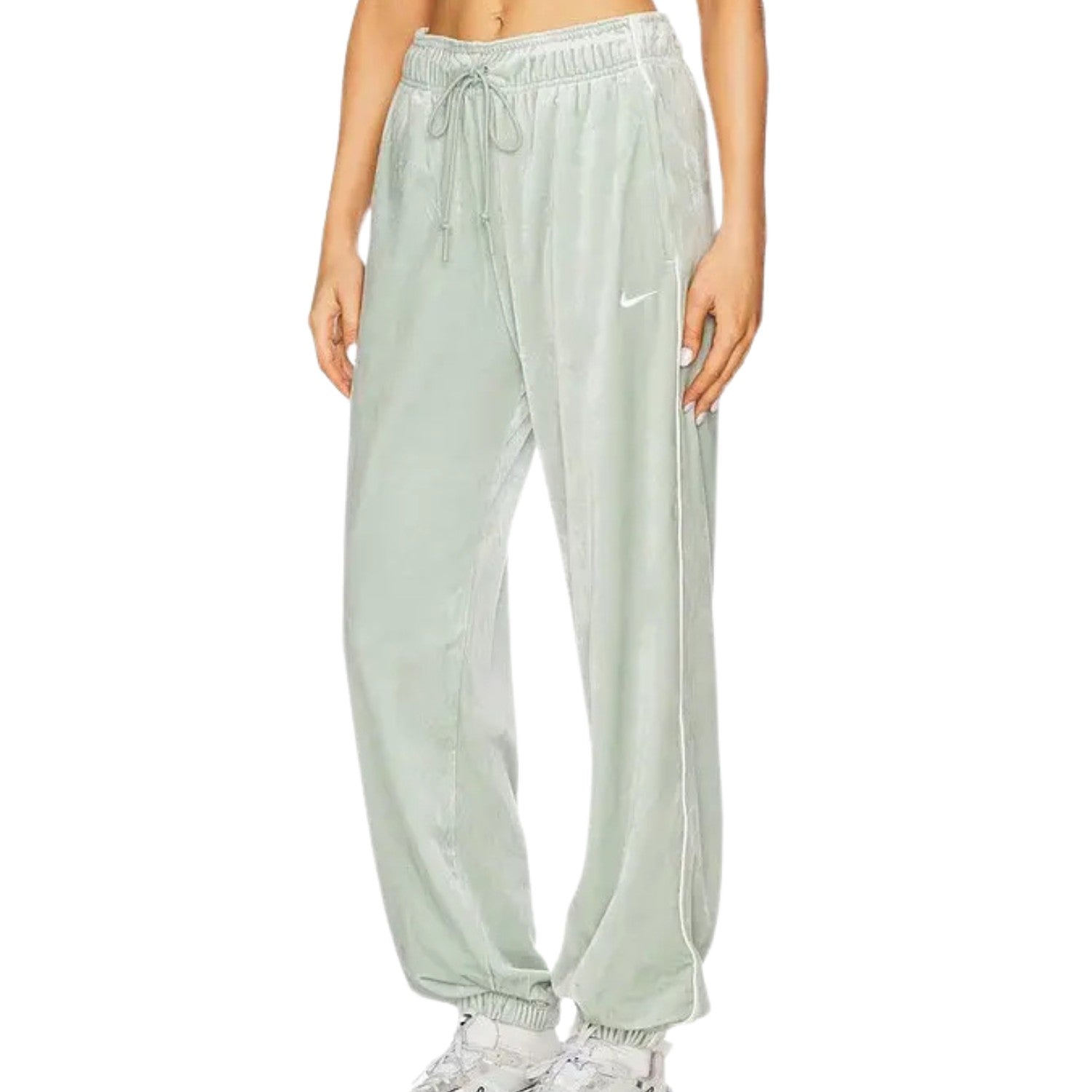 Nike Sportswear Collection Women&