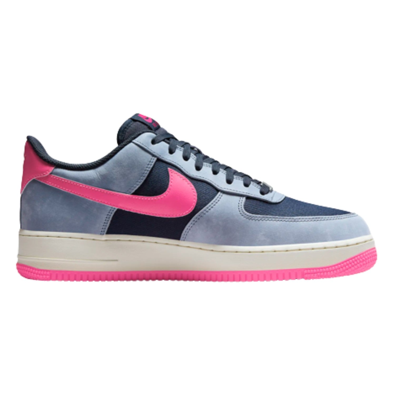 Nike Air Force 1 &