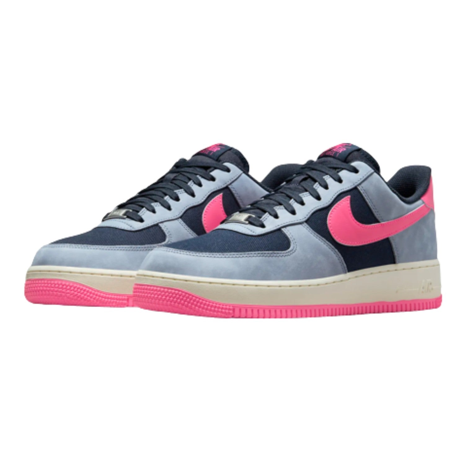 Nike Air Force 1 &