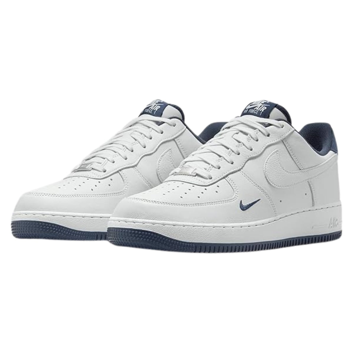 Nike Air Force 1 &