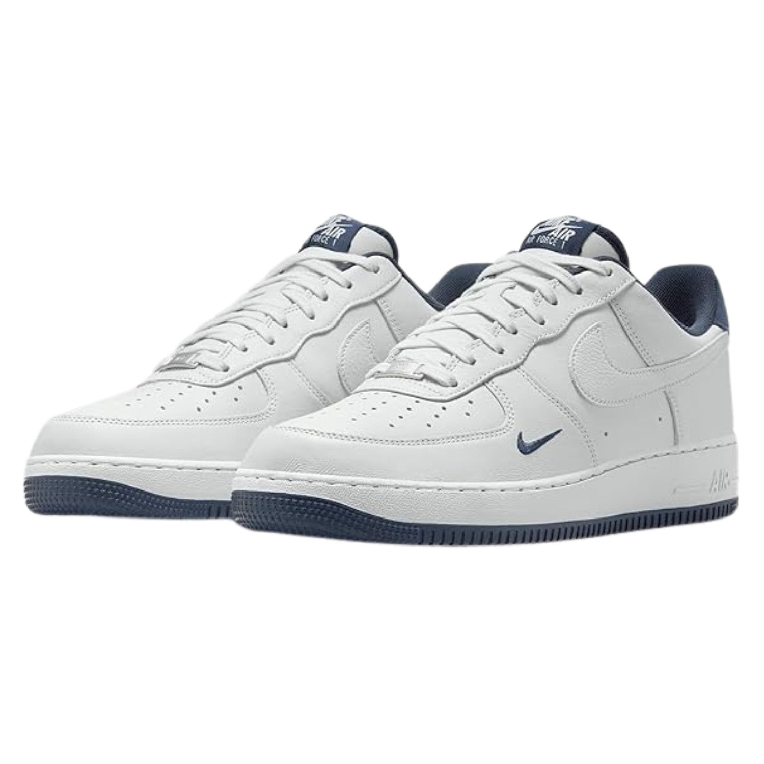 Nike Air Force 1 &
