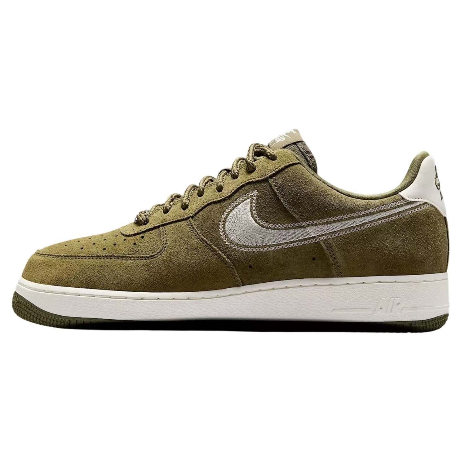 Nike Air Force 1 &