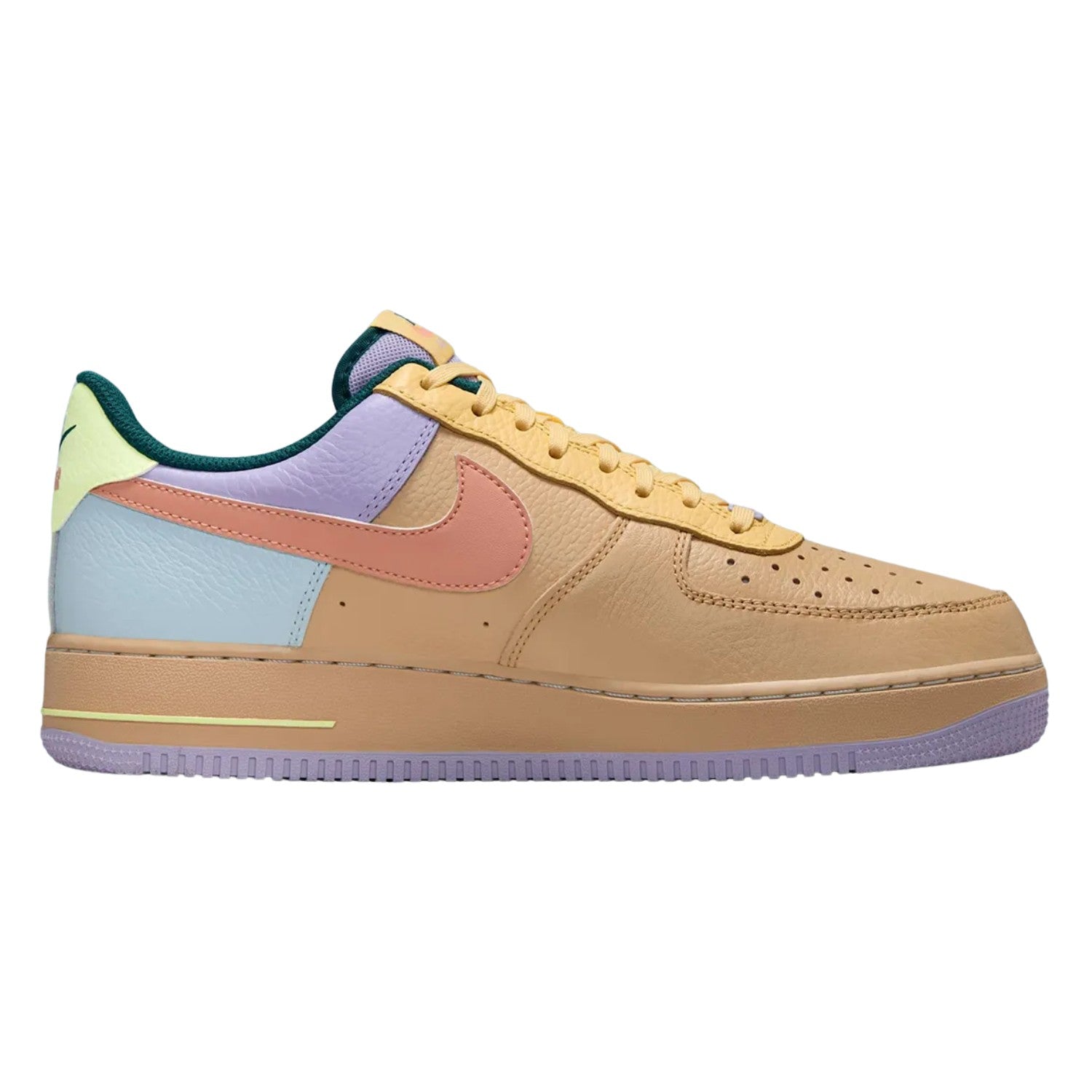 Nike Air Force 1 &