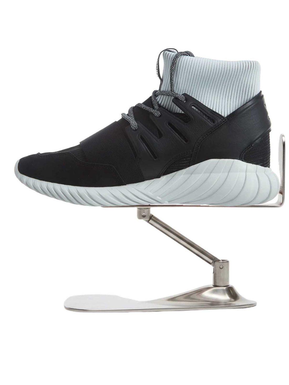 Adidas Tubular Doom Mens BA7555 Black White TwoTone Knit Mens Style :BA7555