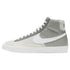 Nike Blazer Mid &