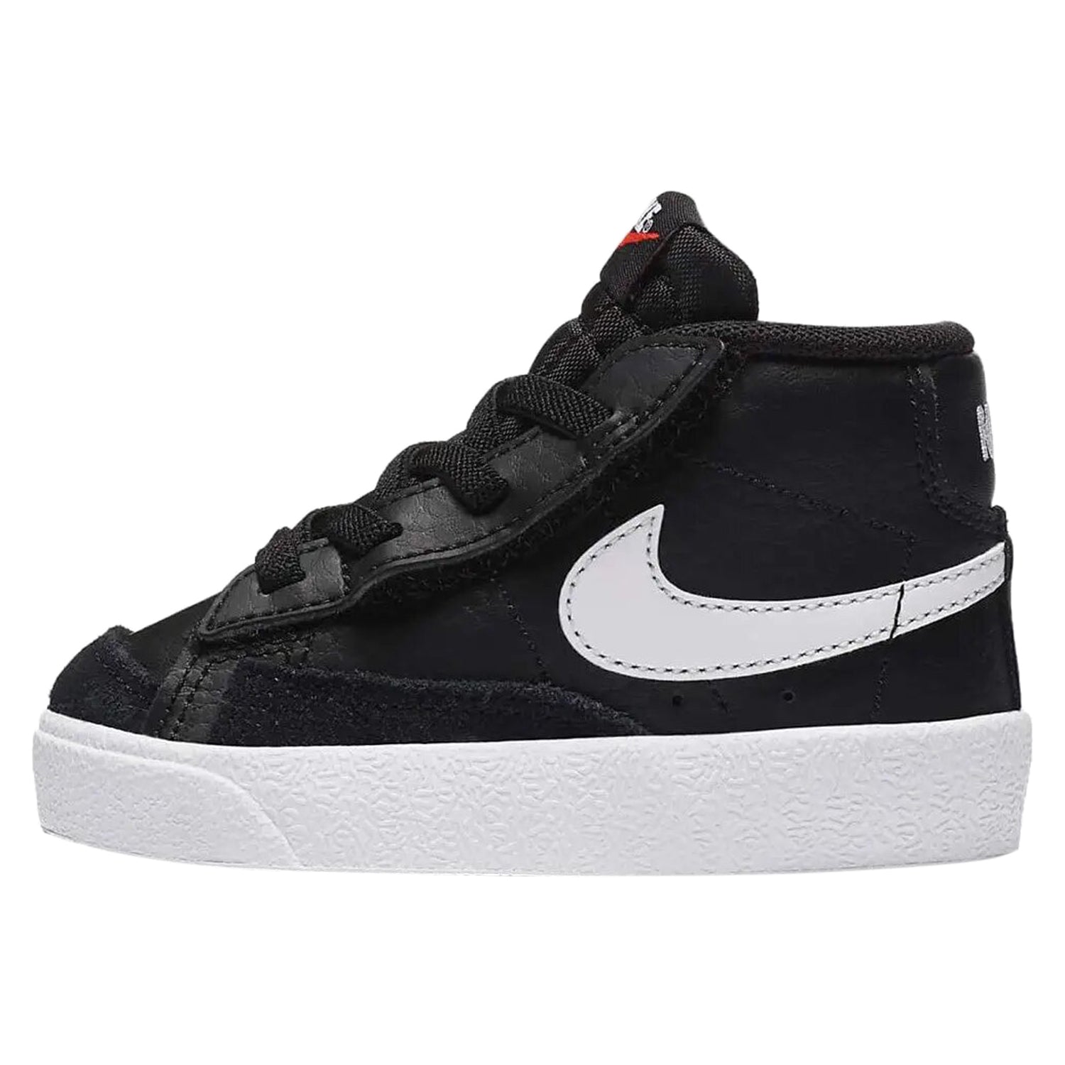 Nike Blazer Low &
