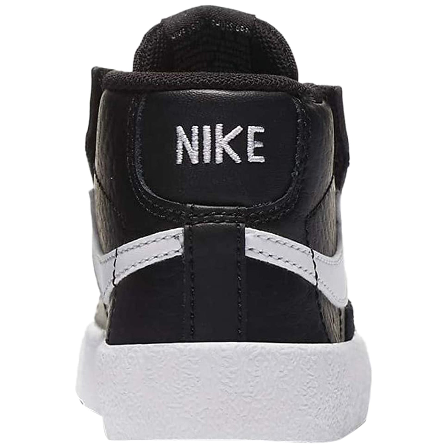 Nike Blazer Low &