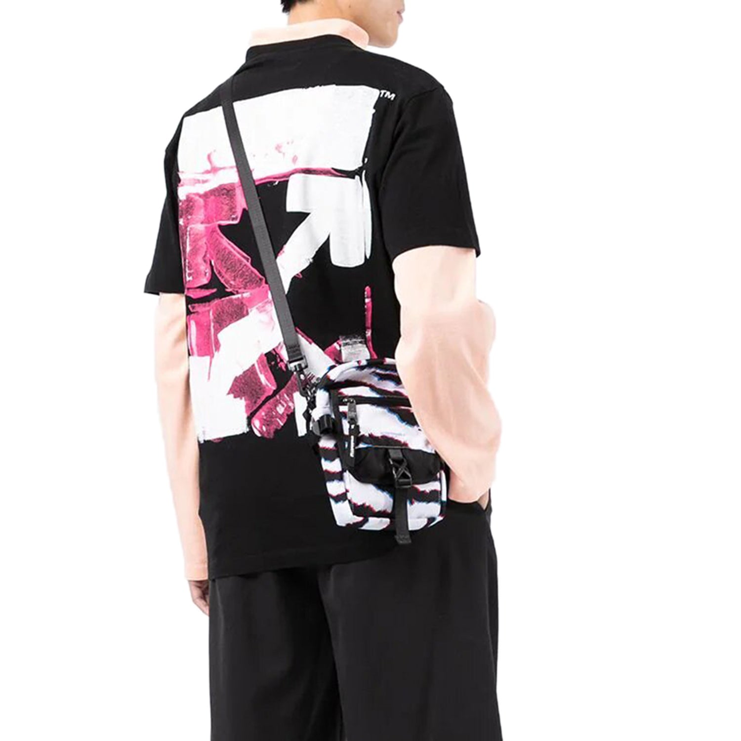 OFF-WHITE Pink Acrylic Arrow Slim Tee Black
