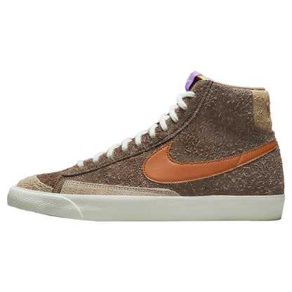 Nike Blazer Mid &