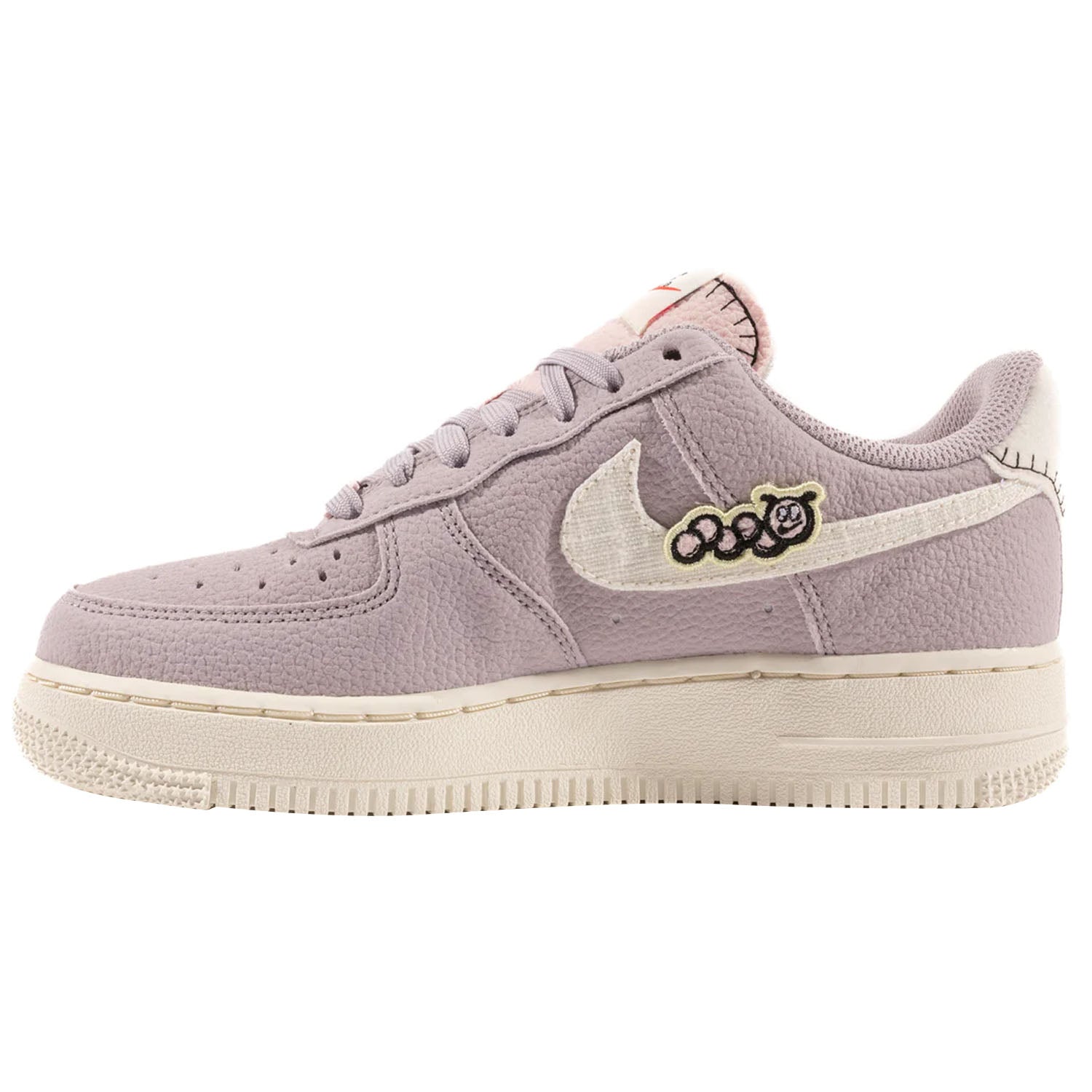 Nike Air Force 1 &