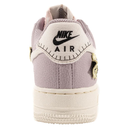 Nike Air Force 1 &