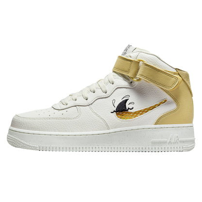 Nike Air Force 1 Mid &