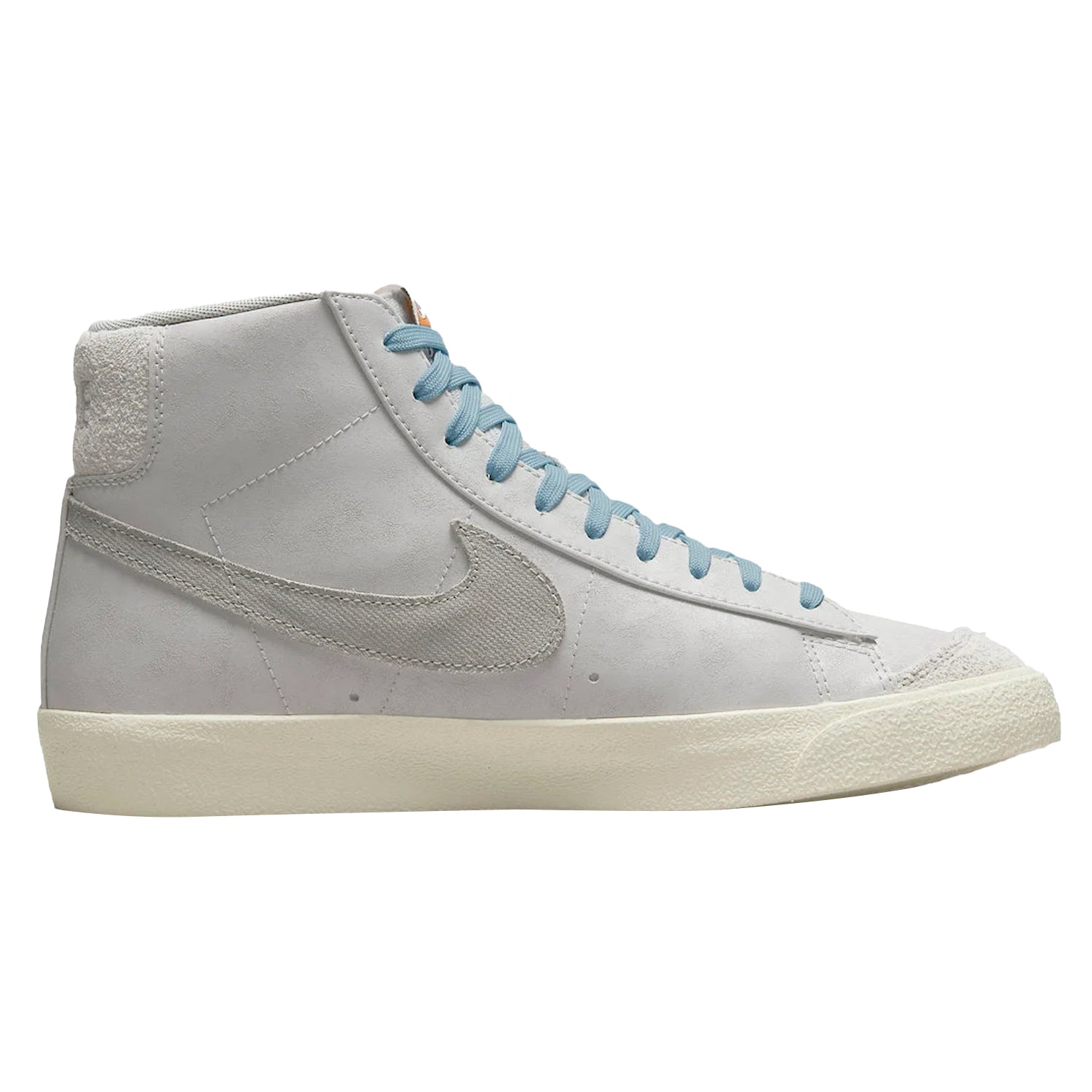 Nike Blazer Mid &