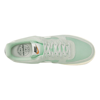 Nike Air Force 1 &