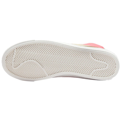 Nike Blazer Low &