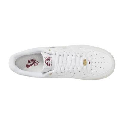 Nike Air Force 1 Low &