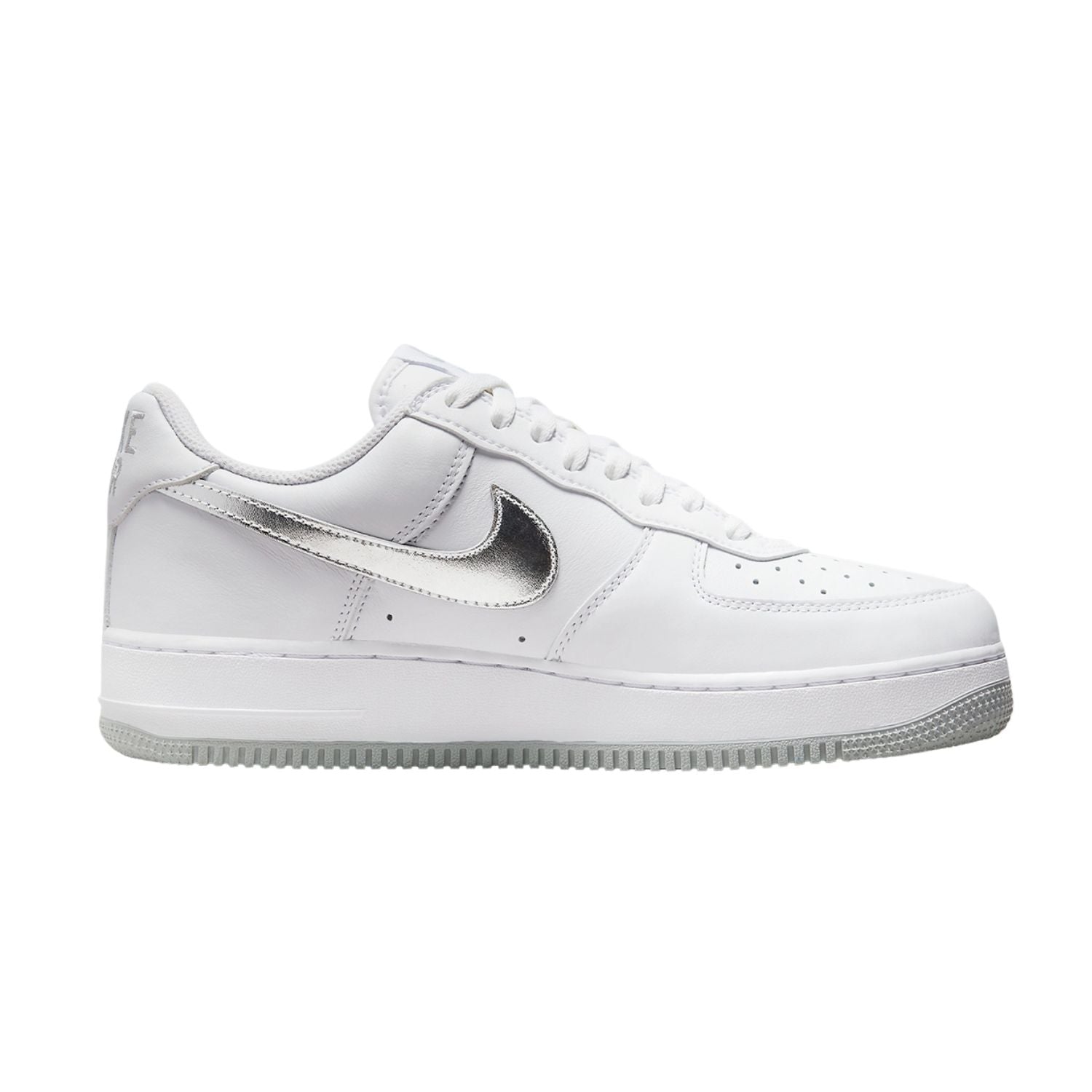 Nike Air Force 1 &