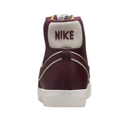 Nike Blazer Mid &