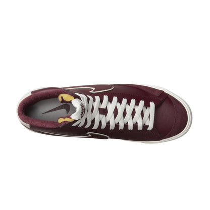 Nike Blazer Mid &