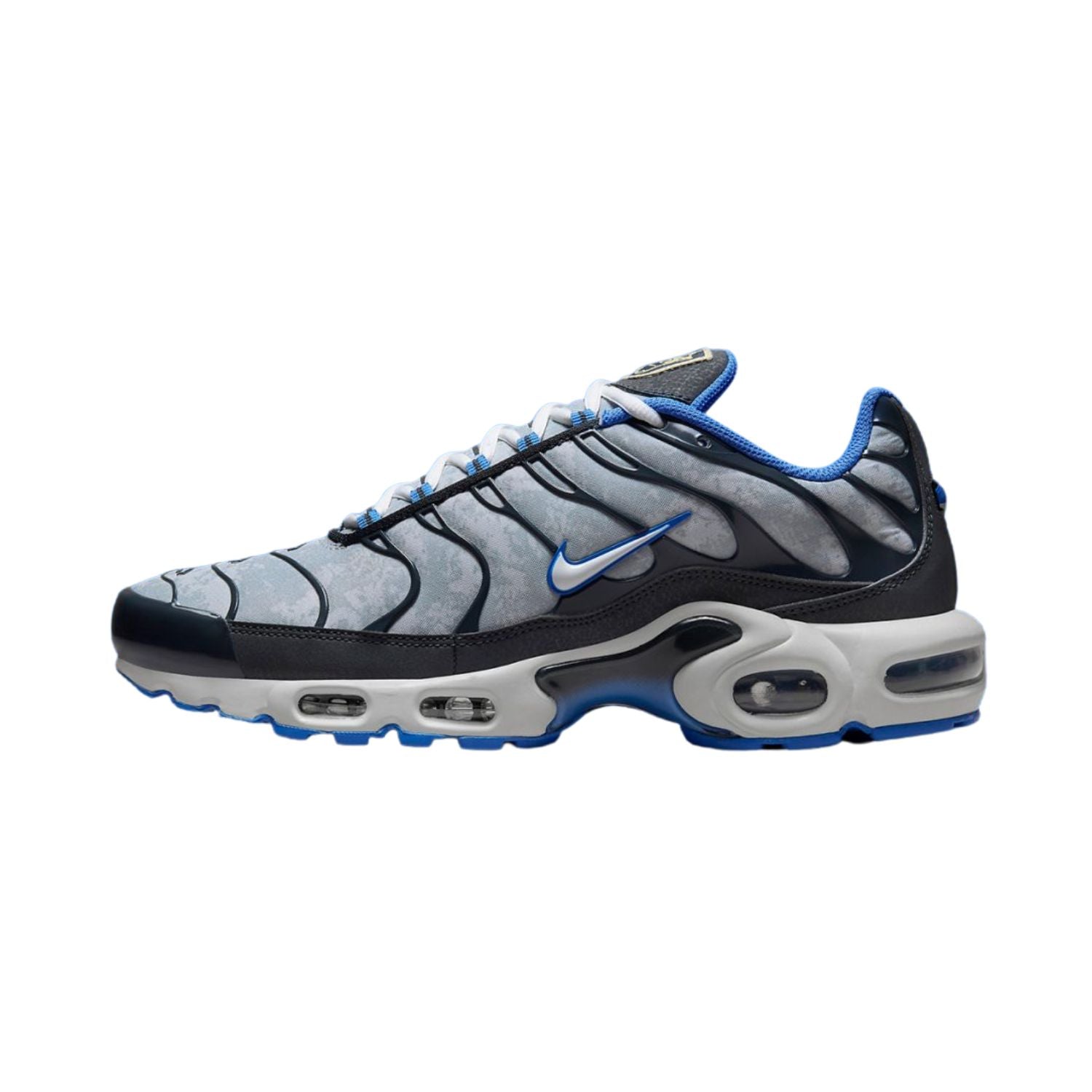 Nike Air Max Plus Social F.C.