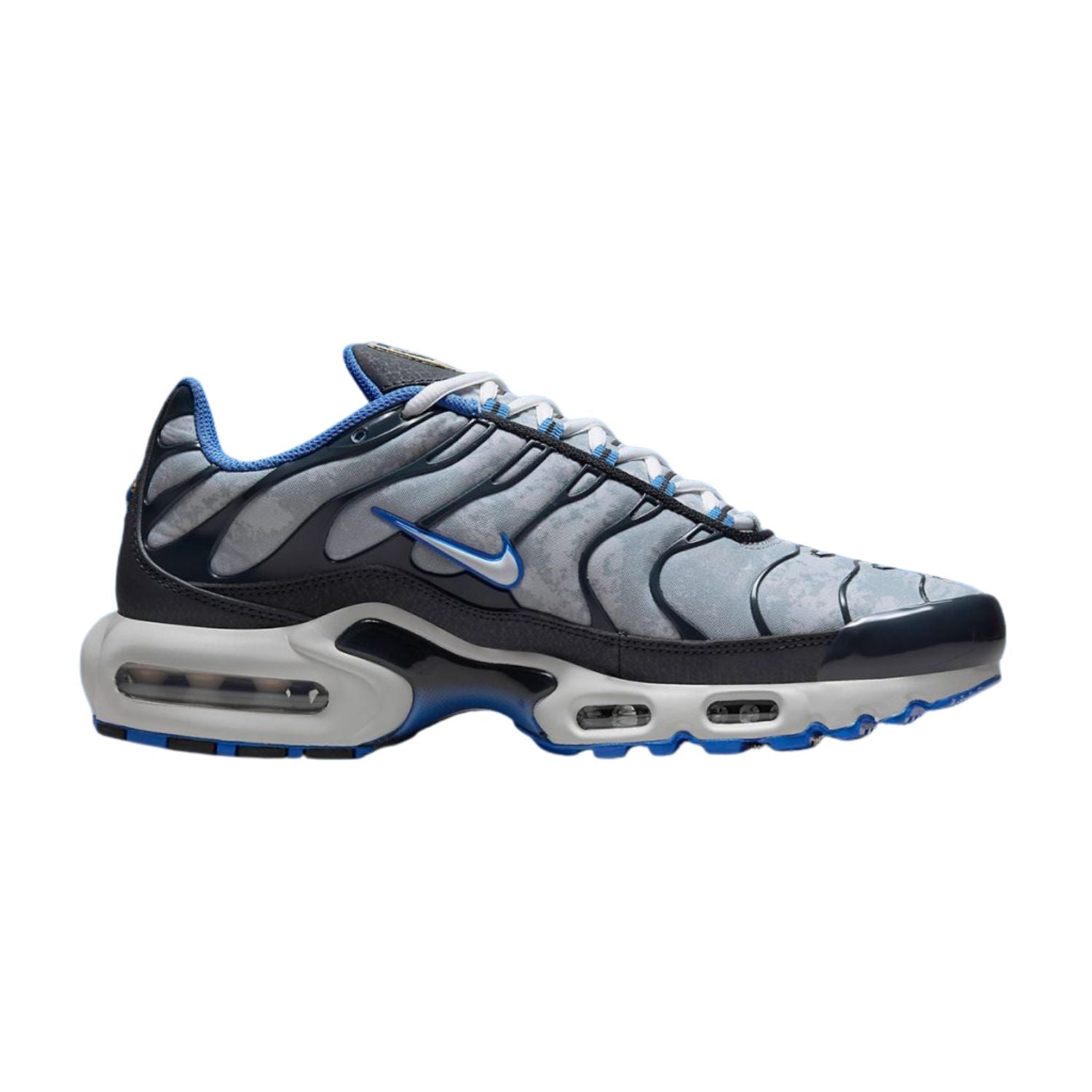 Nike Air Max Plus Social F.C.