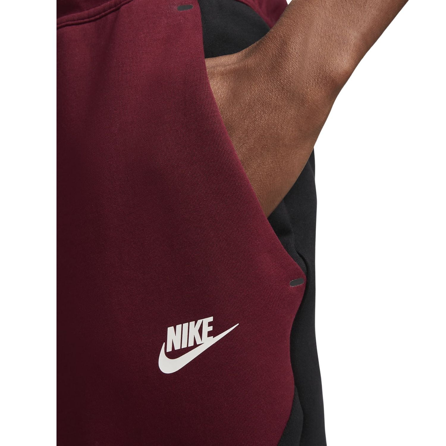 Nike Sportswear Tech Fleece Joggers Black/Dark Beetroot/Phantom