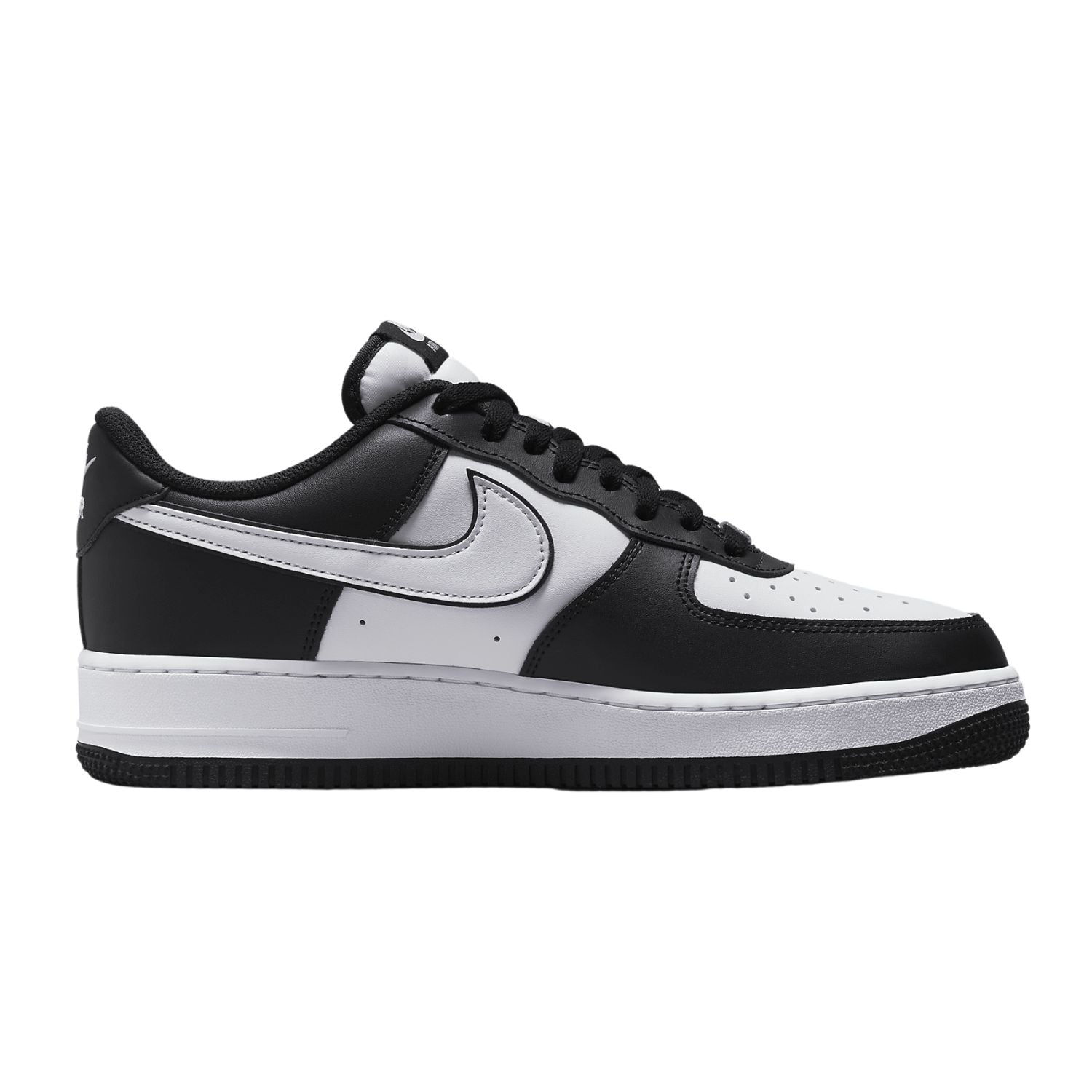 Nike Air Force 1 &