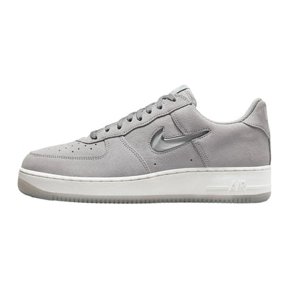 Nike Air Force 1 &