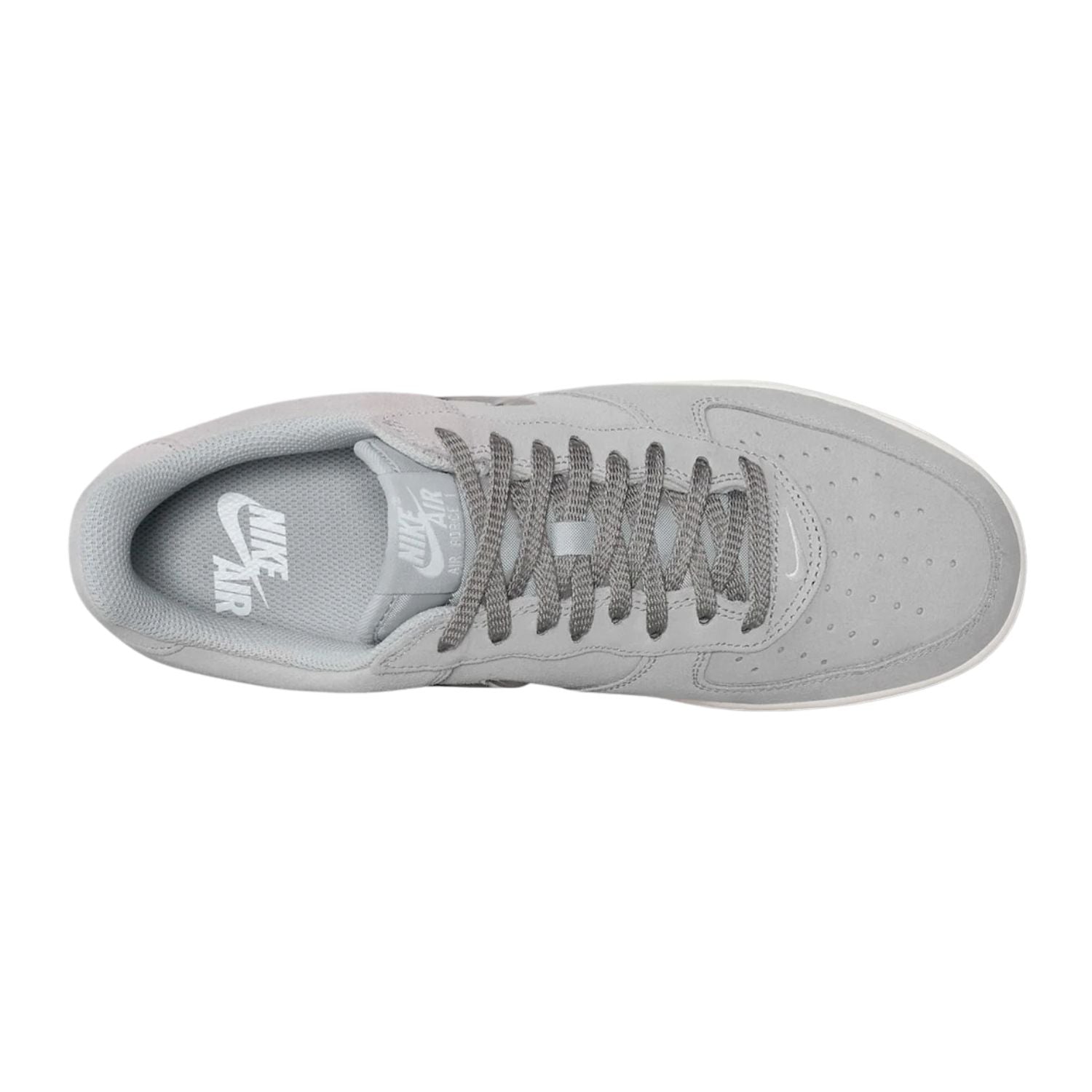 Nike Air Force 1 &
