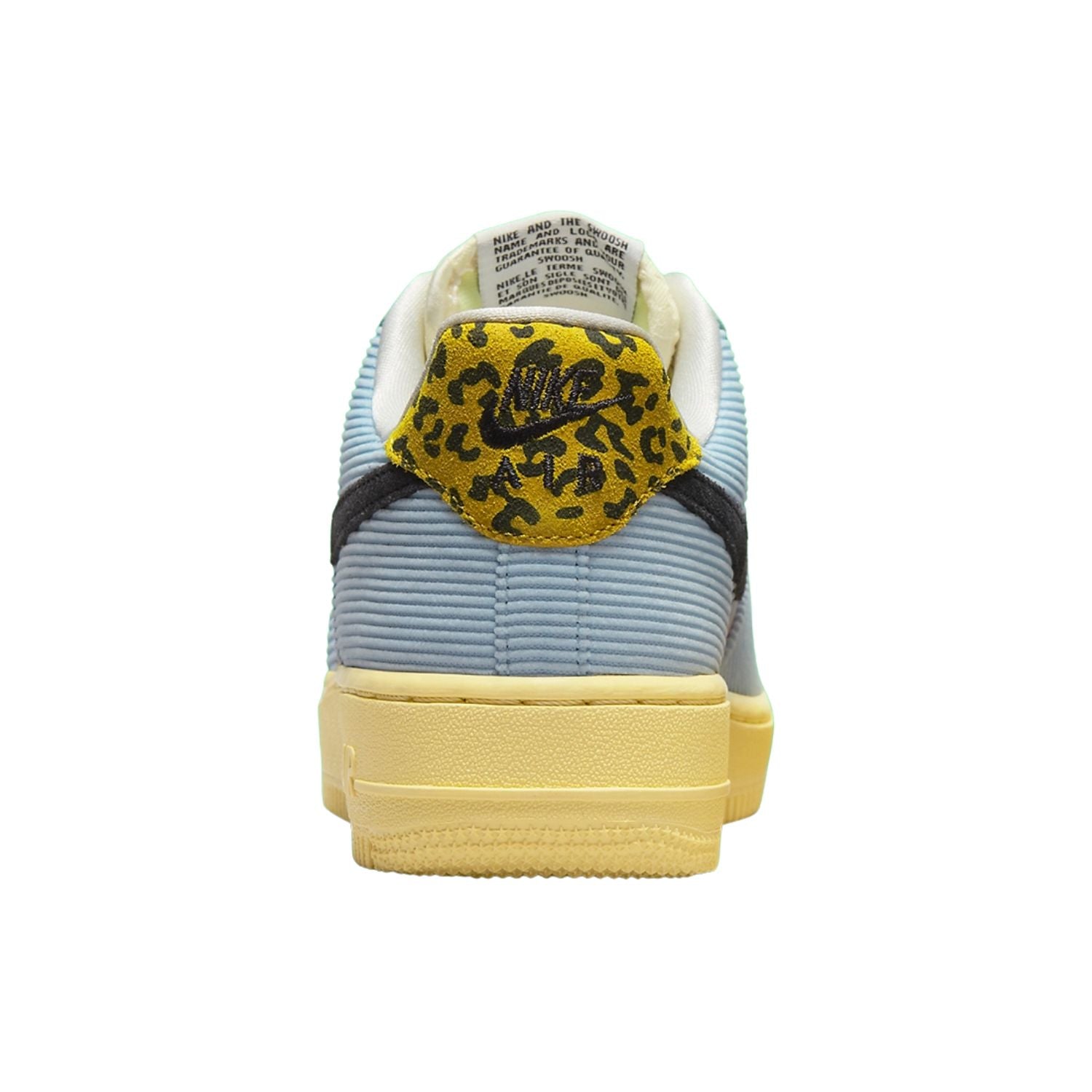 Nike Air Force 1 &
