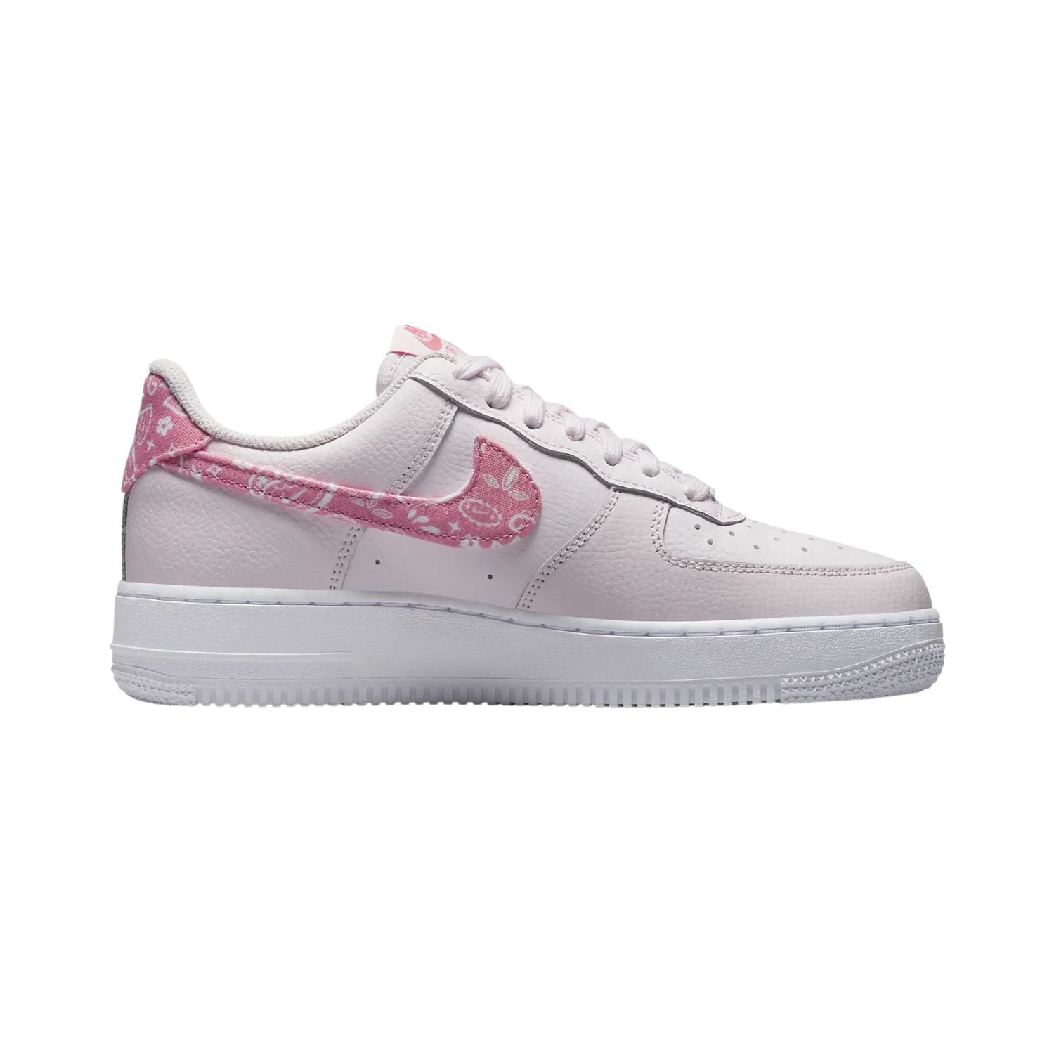 Nike Air Force 1 Low &