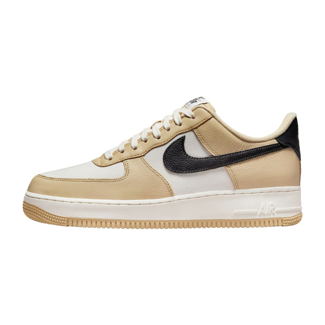 Nike Air Force 1 &