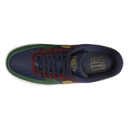 Nike Air Force 1 &
