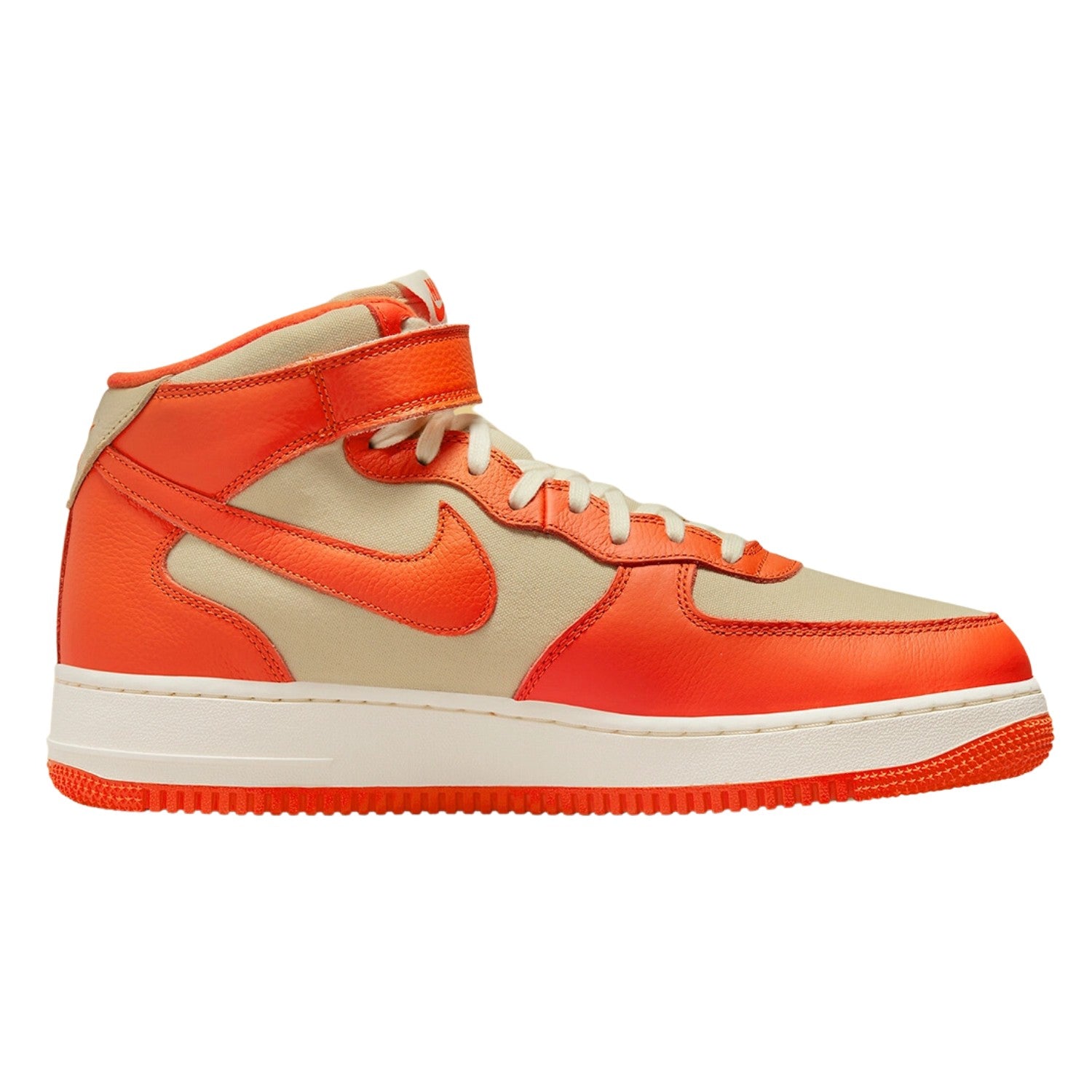 Nike Air Force 1 Mid &