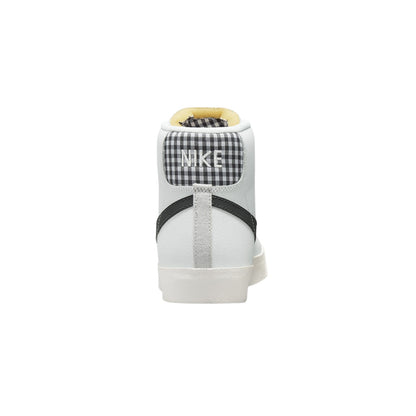 Nike Blazer Mid &