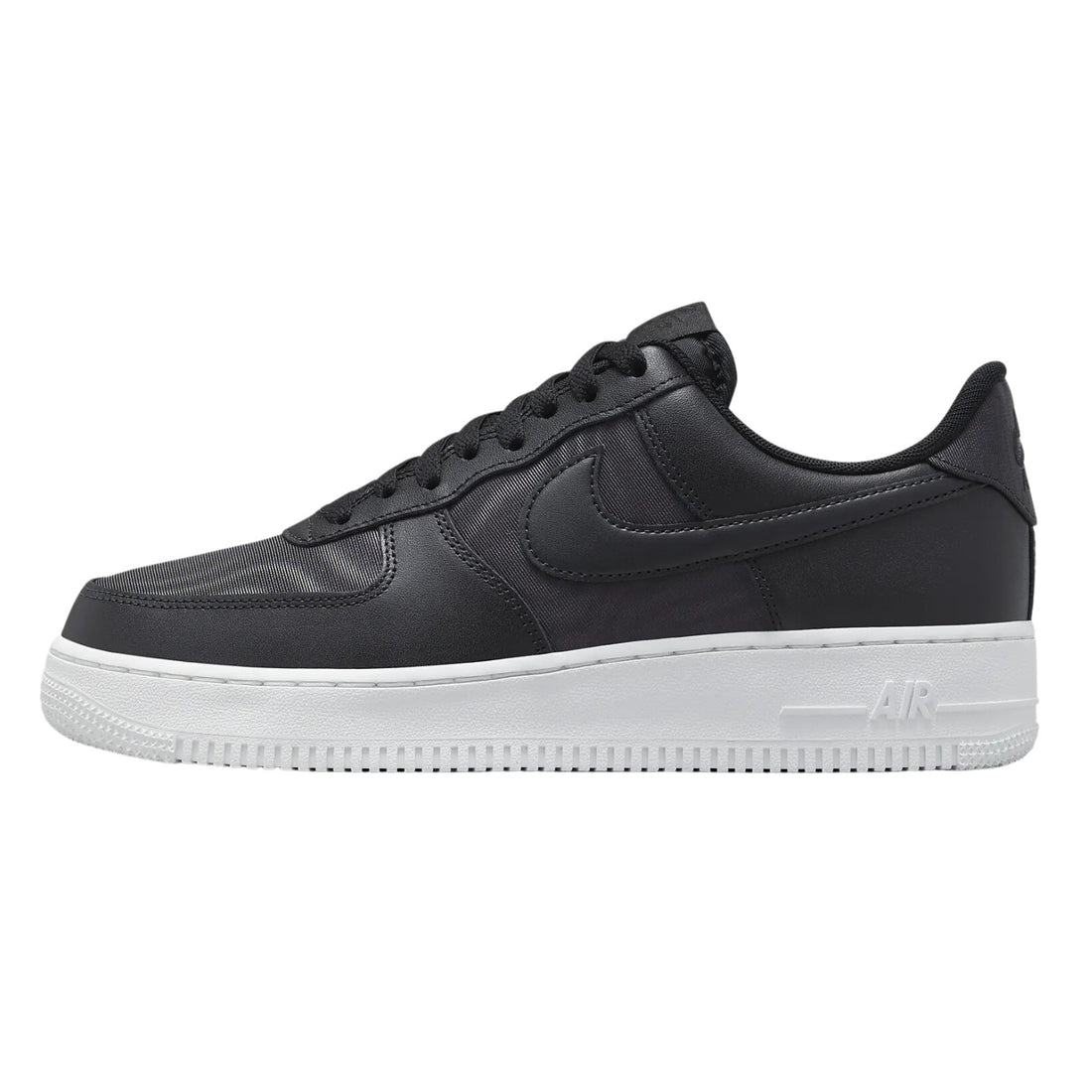 Nike Air Force 1 &