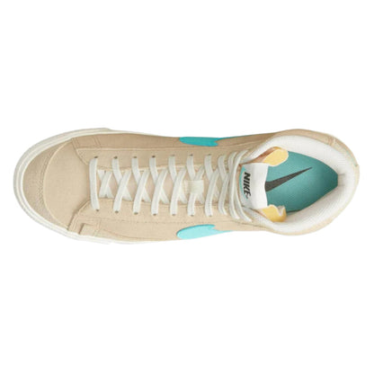 Nike Blazer Mid &